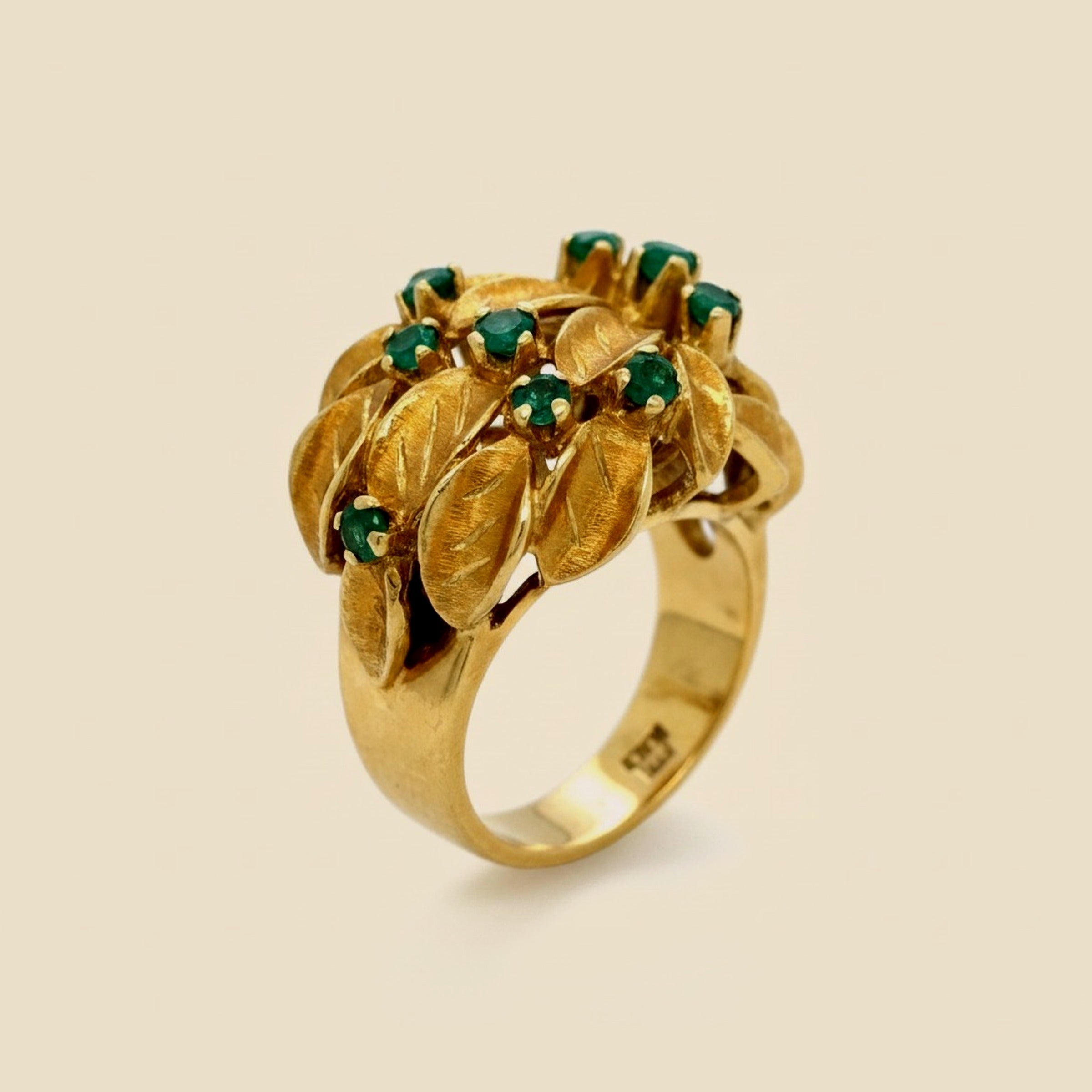 18K Brushed Yellow Gold Gold Palm Tree with Emeralds