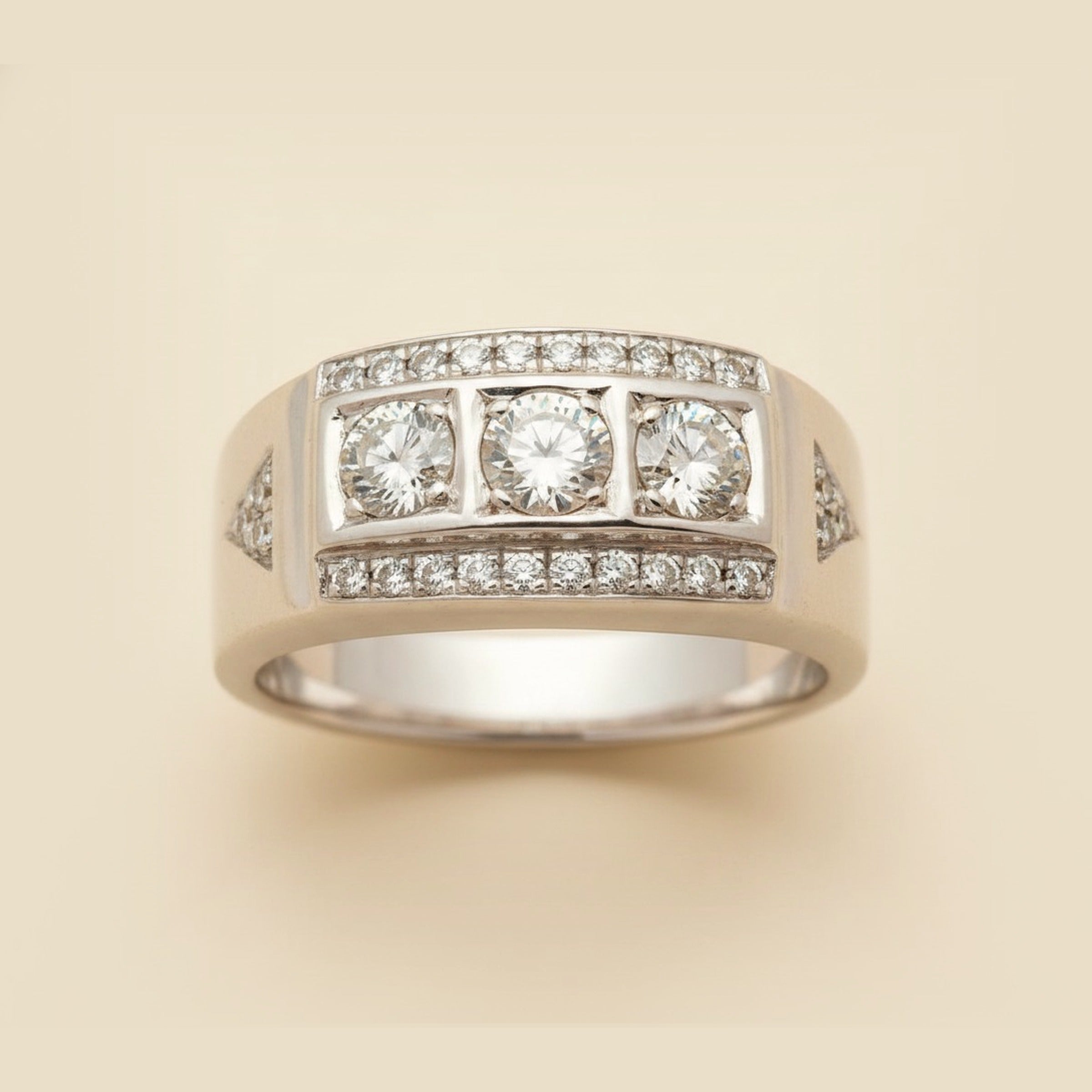 Gent's White Gold Diamond Ring Dress Ring