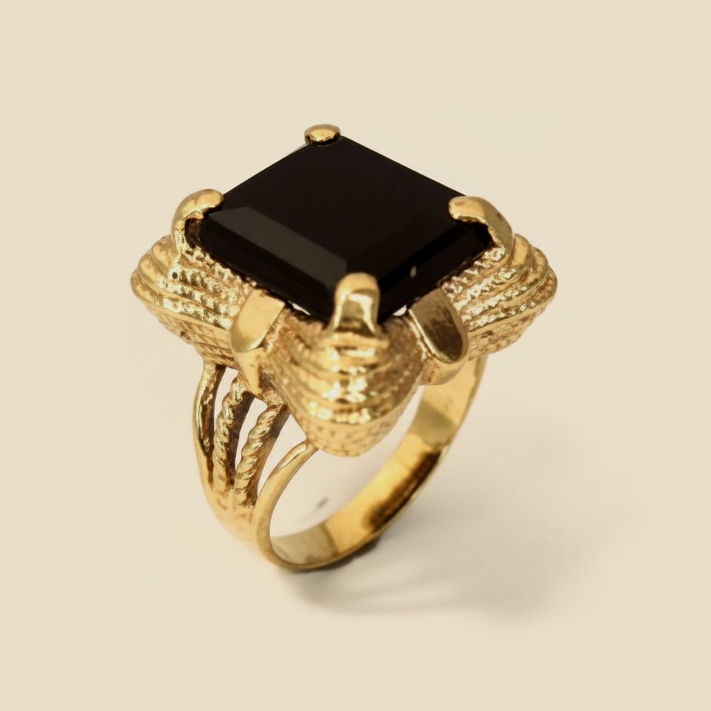 Heavy Yellow Gold Onyx Ring – Empire Diamond