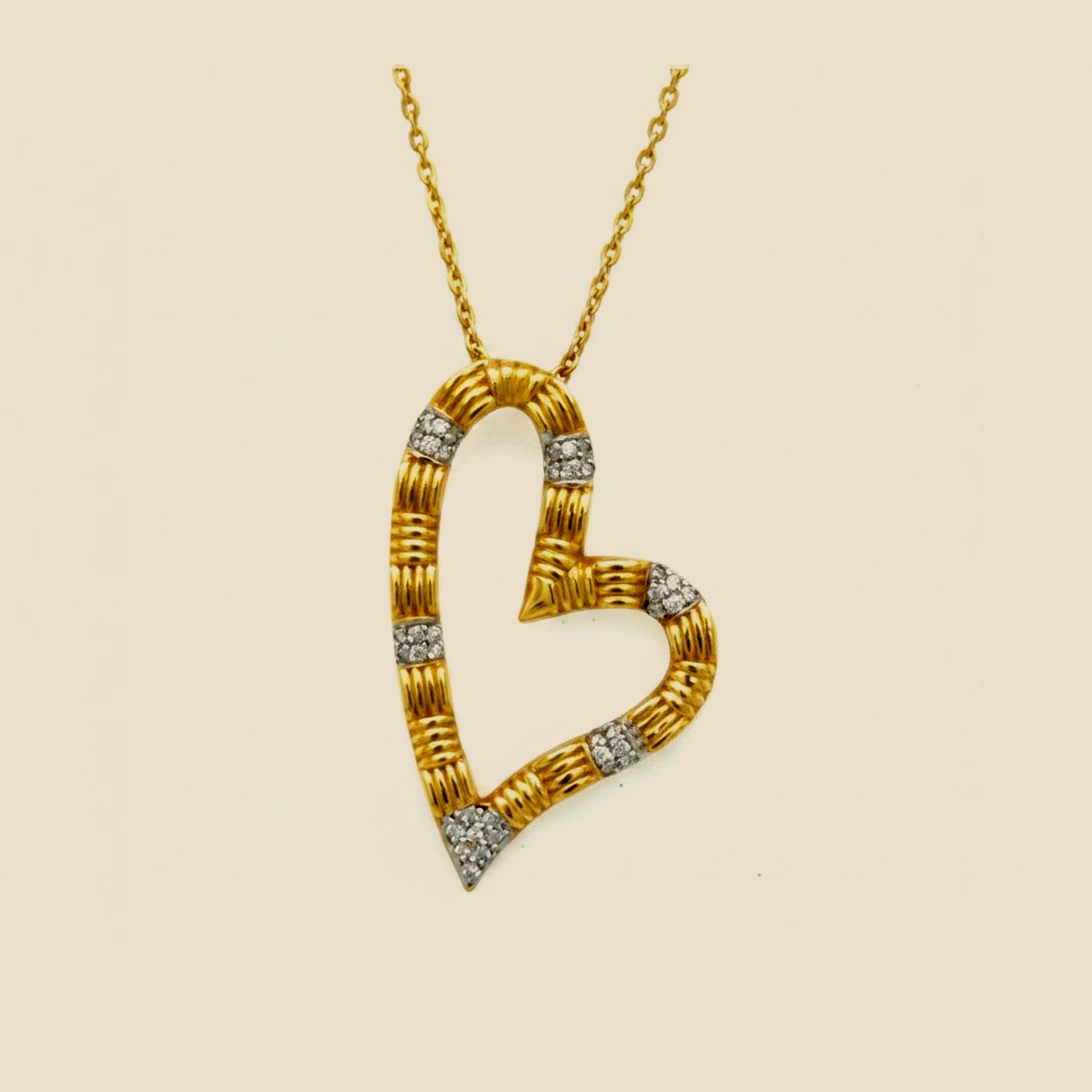 Roberto Coin 18k Open Heart Diamond Necklace