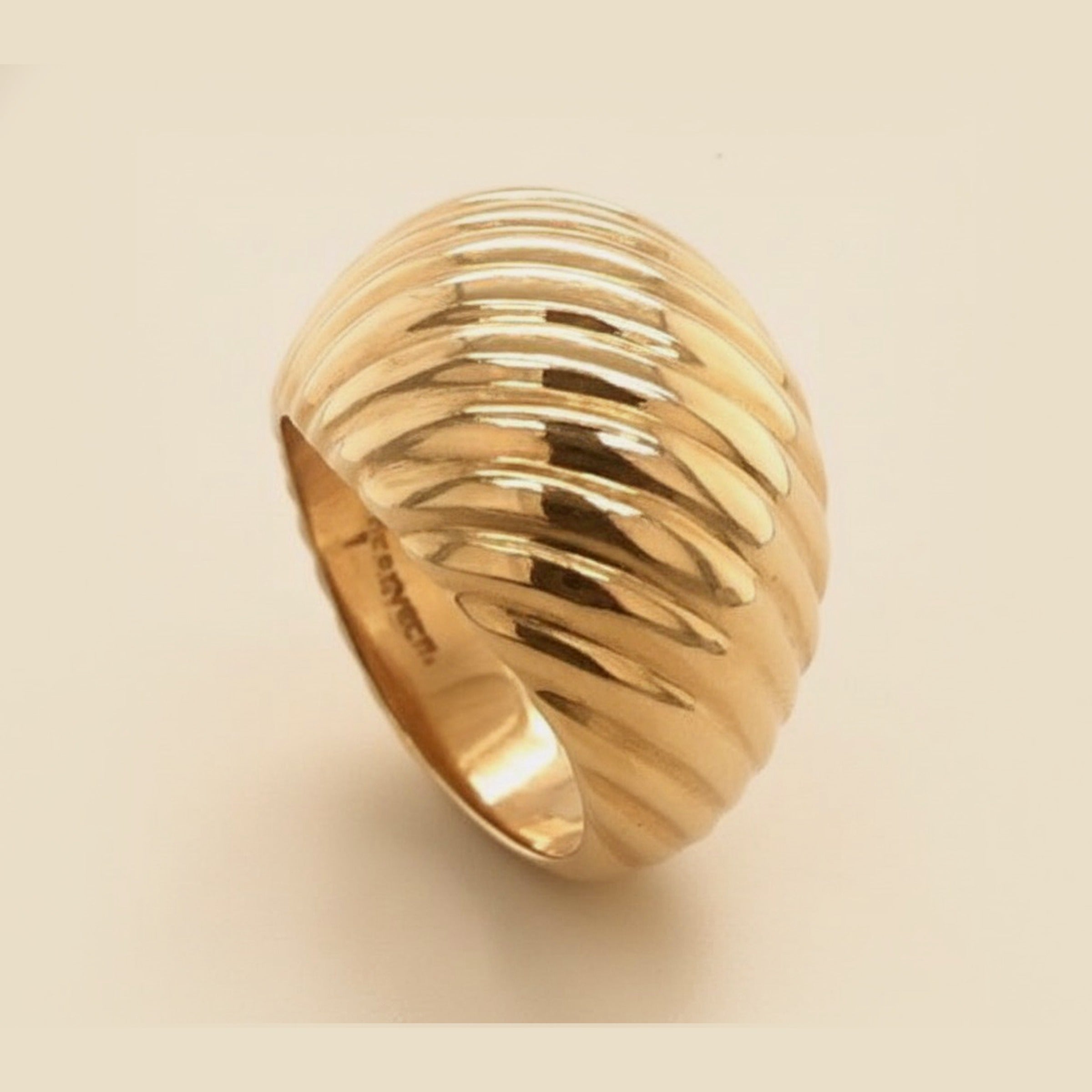 Tiffany & Co. 14k Yellow Gold Ribbed Dome Ring
