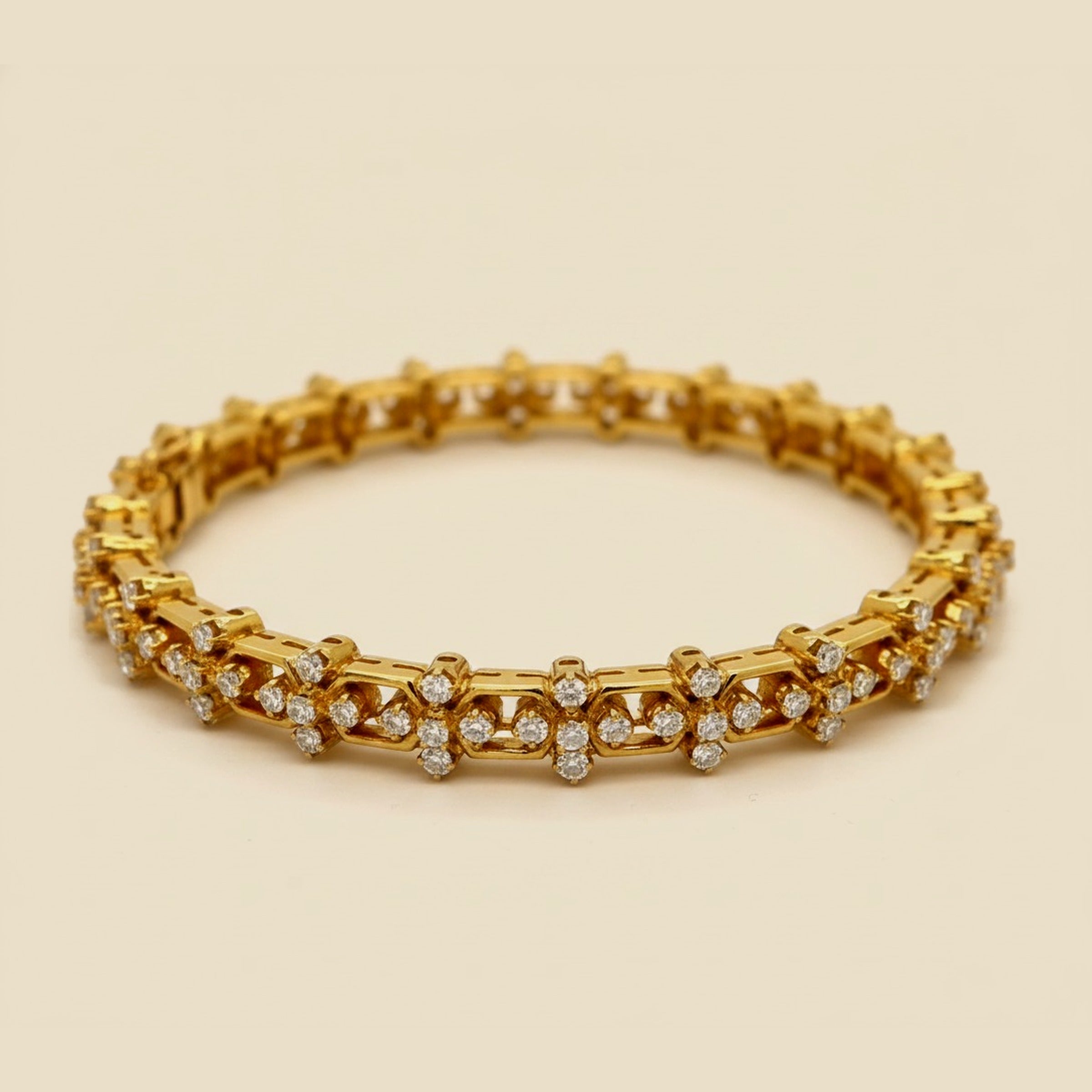 Yellow Gold 18k Diamond Bangle Bracelet