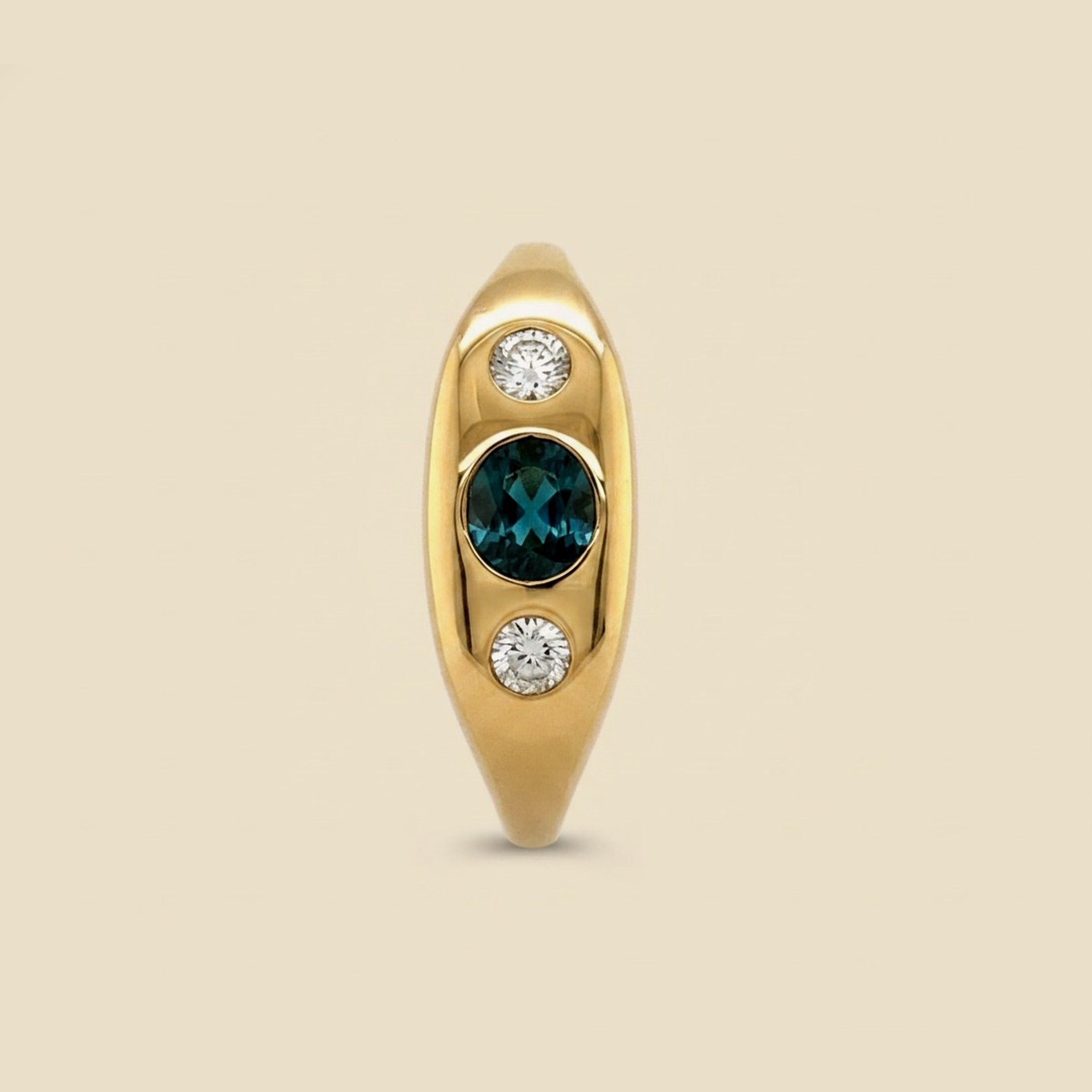 Yellow Gold Sapphire & Diamond Ring