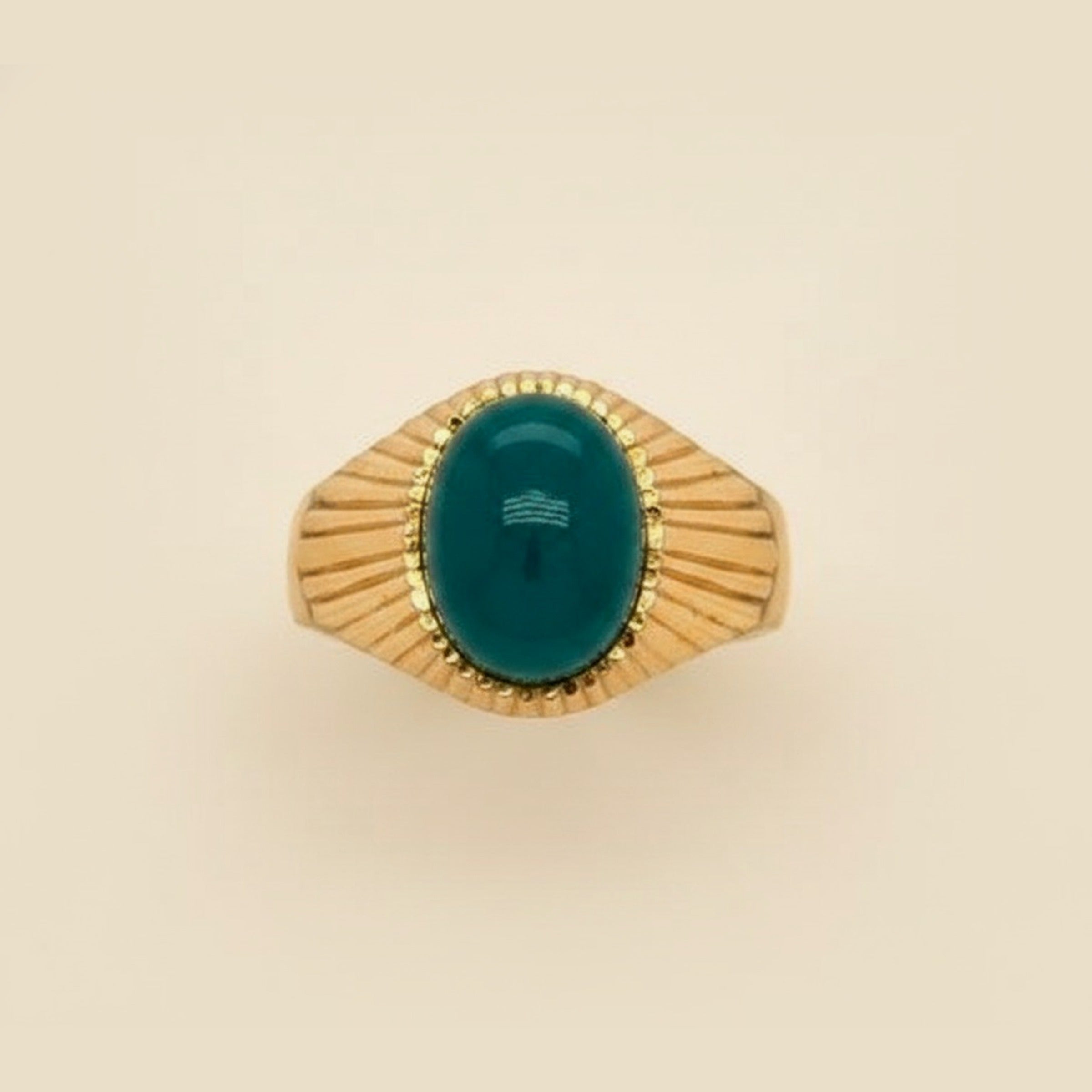18K Yellow Gold Chrysoprase Ring