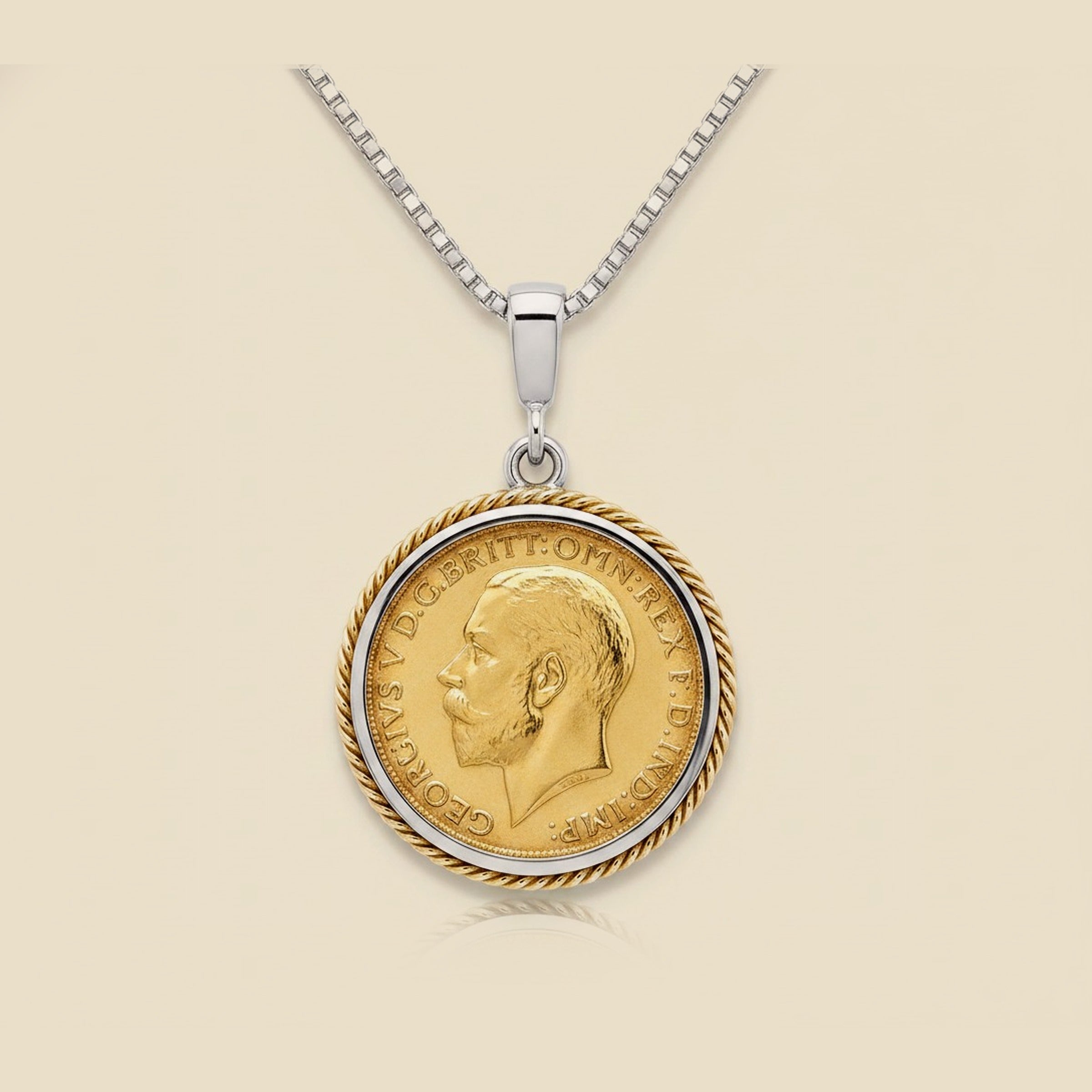 British Sovereign Gold Coin 18k Yellow Gold Pendant