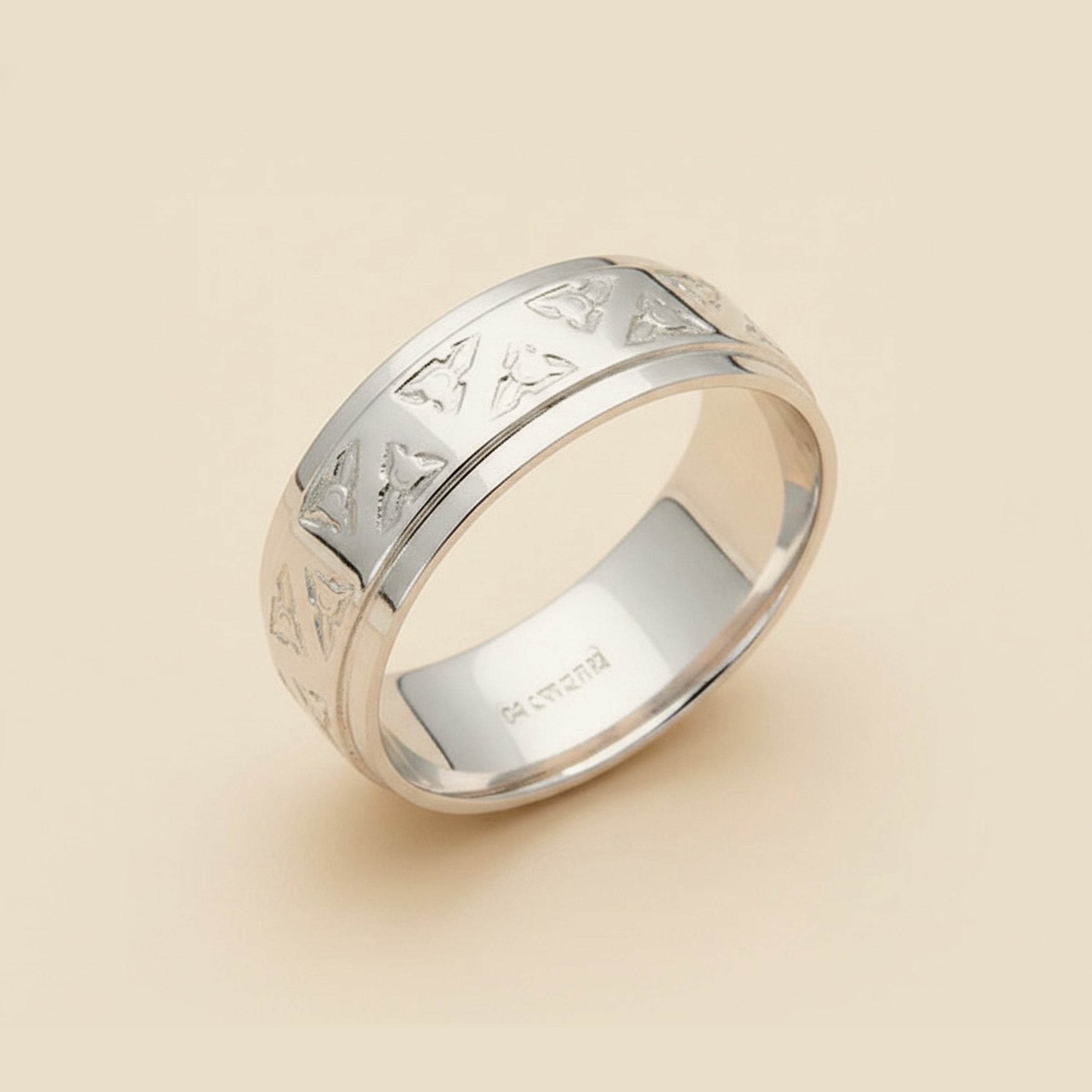 Gents Platinum Wedding Band – Empire Diamond