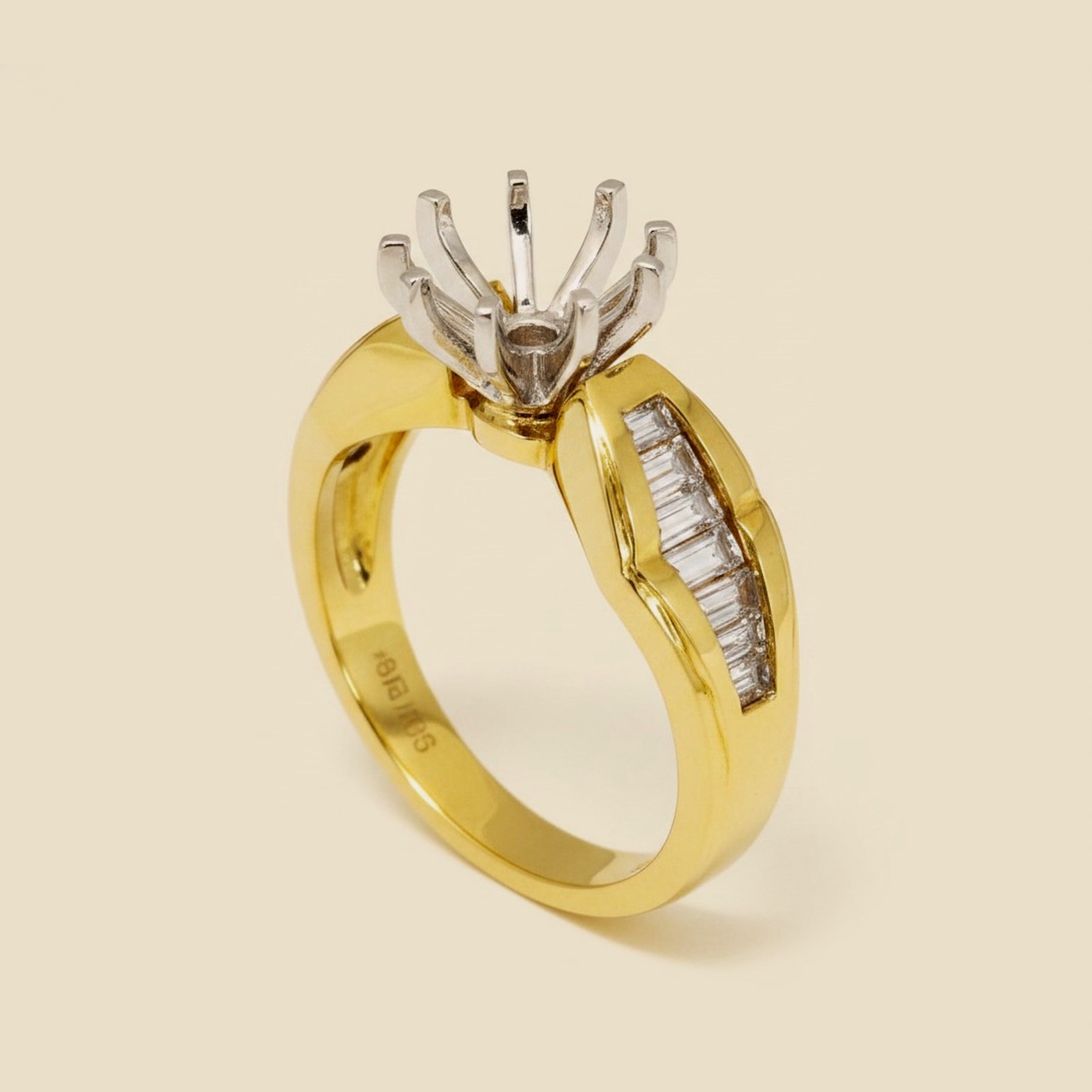 Martin Flyer Yellow Gold Diamond Setting
