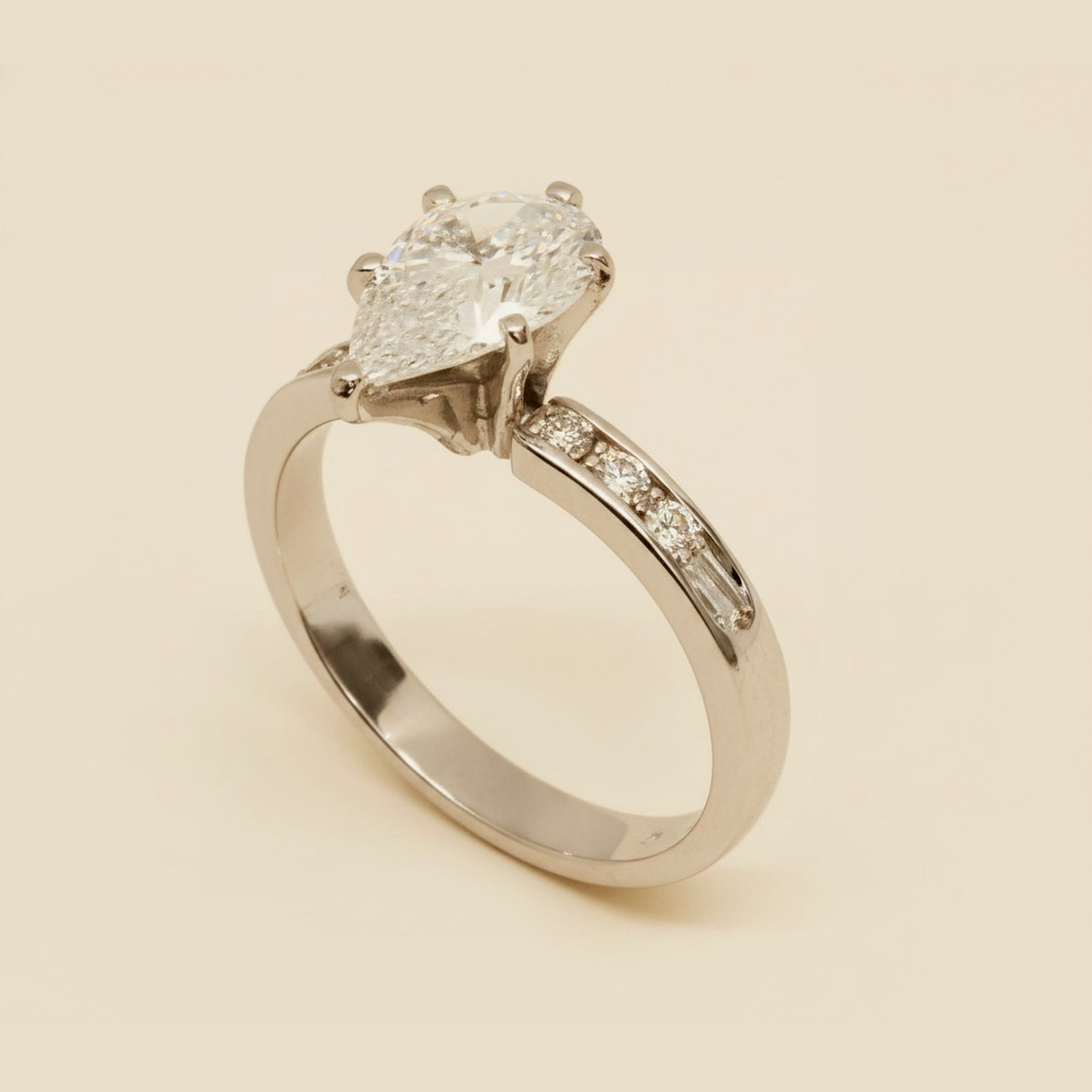 Pear Shaped Diamond 1.01cts.