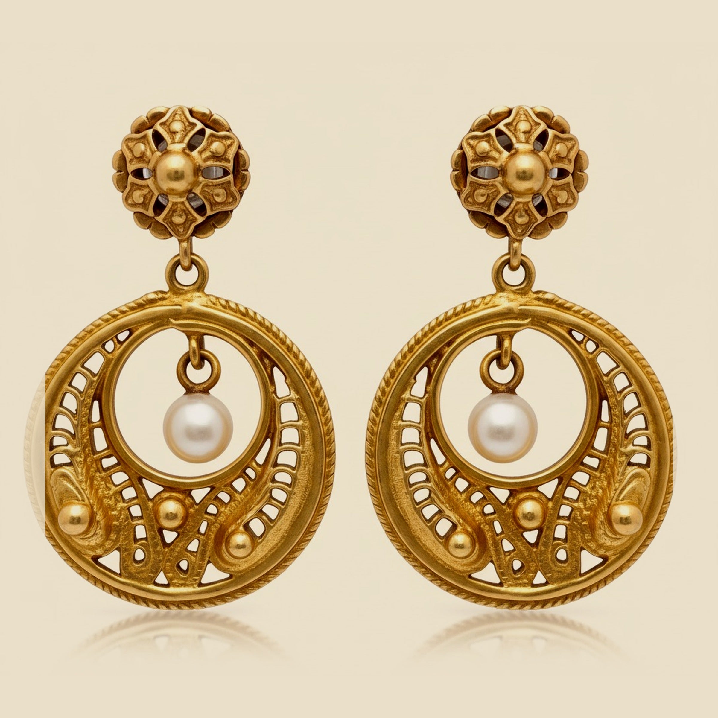 Vintage Yellow Gold Filigree Hanging Earrings – Empire Diamond