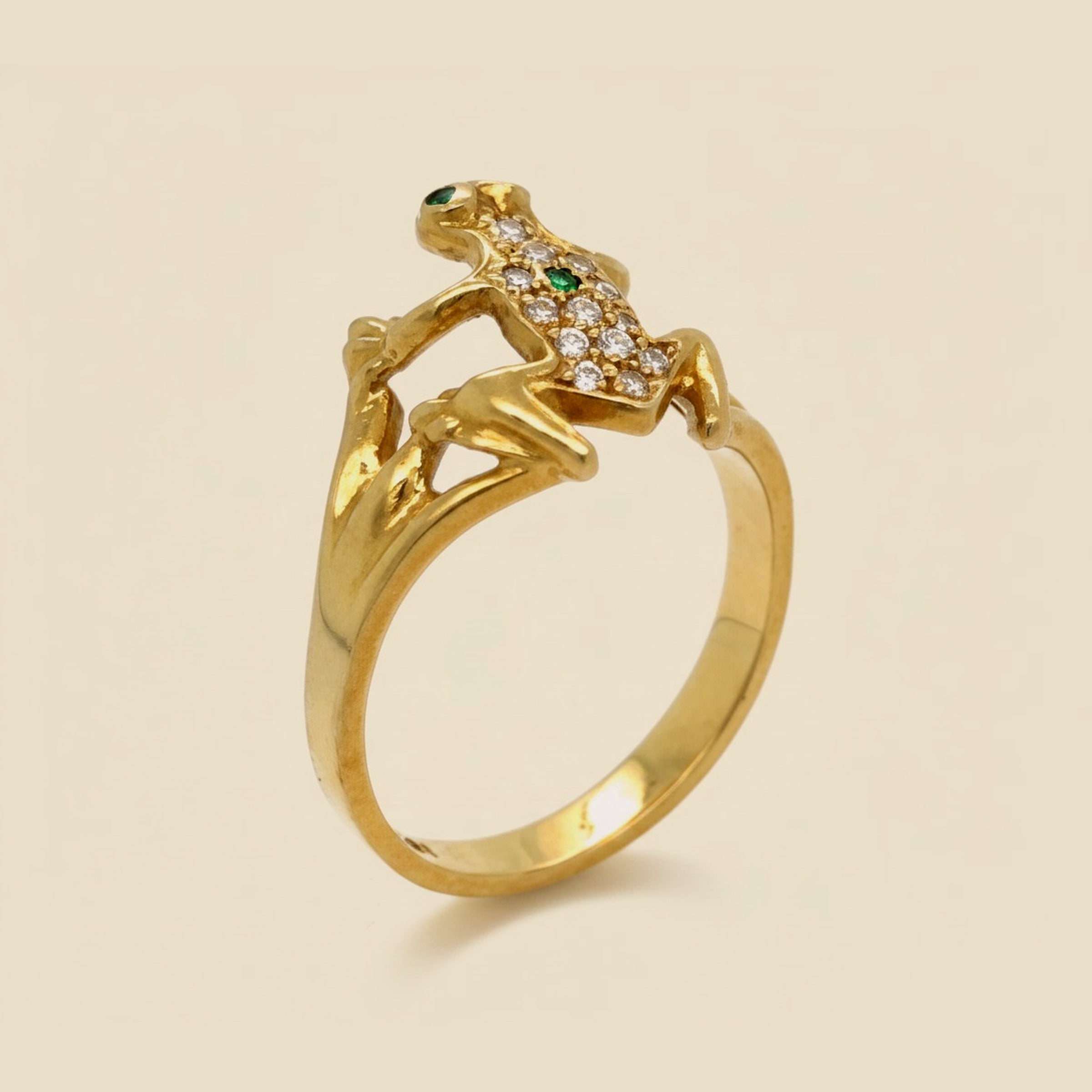 Yellow Gold 18k Diamond/Emerald Frog Ring