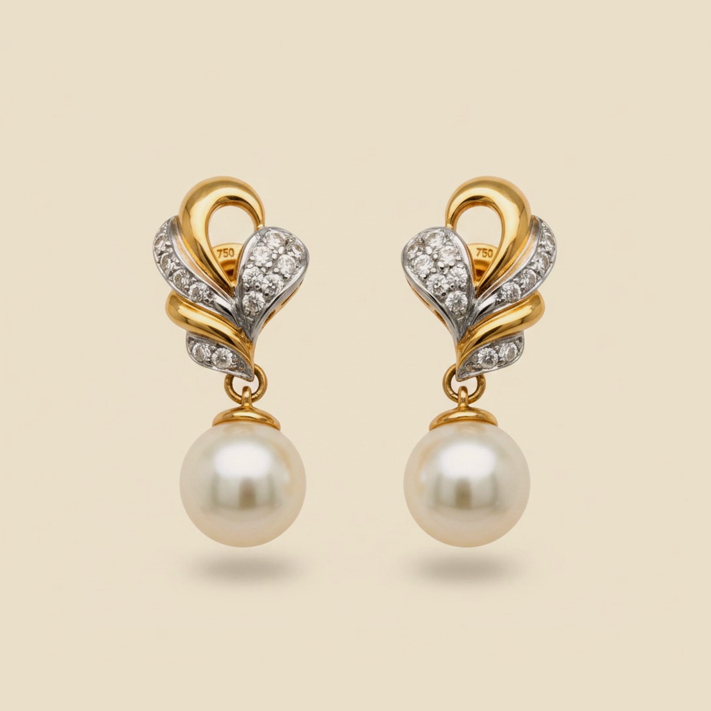 Yellow Gold Diamond & Pearl Drop Earrings