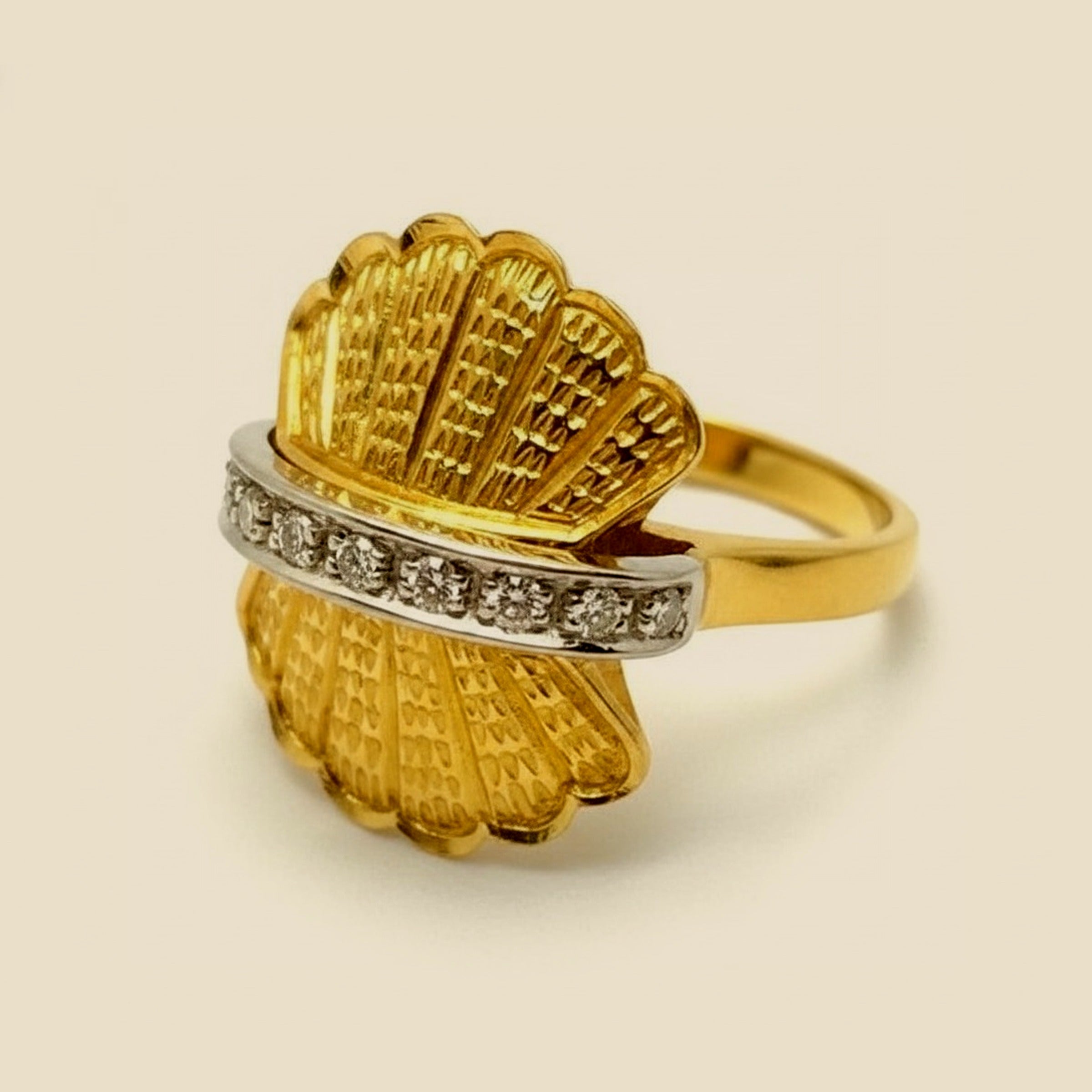 Yellow Gold Diamond Shell Ring – Empire Diamond